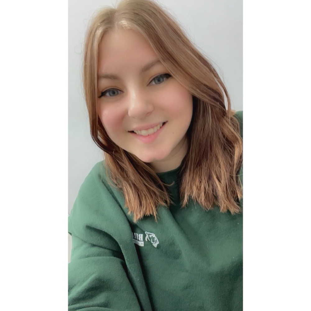Meet your Posher, Genna